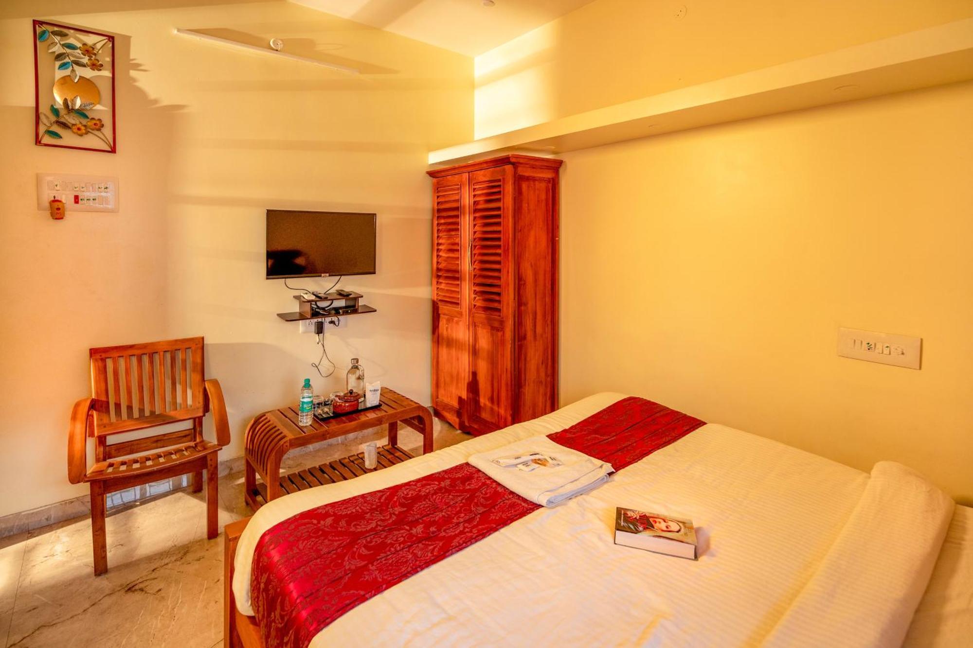 Homestay Bairava Bliss - *